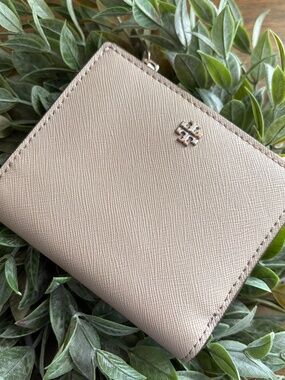 Tory Burch Emerson Mini Saffiano Leather Wallet